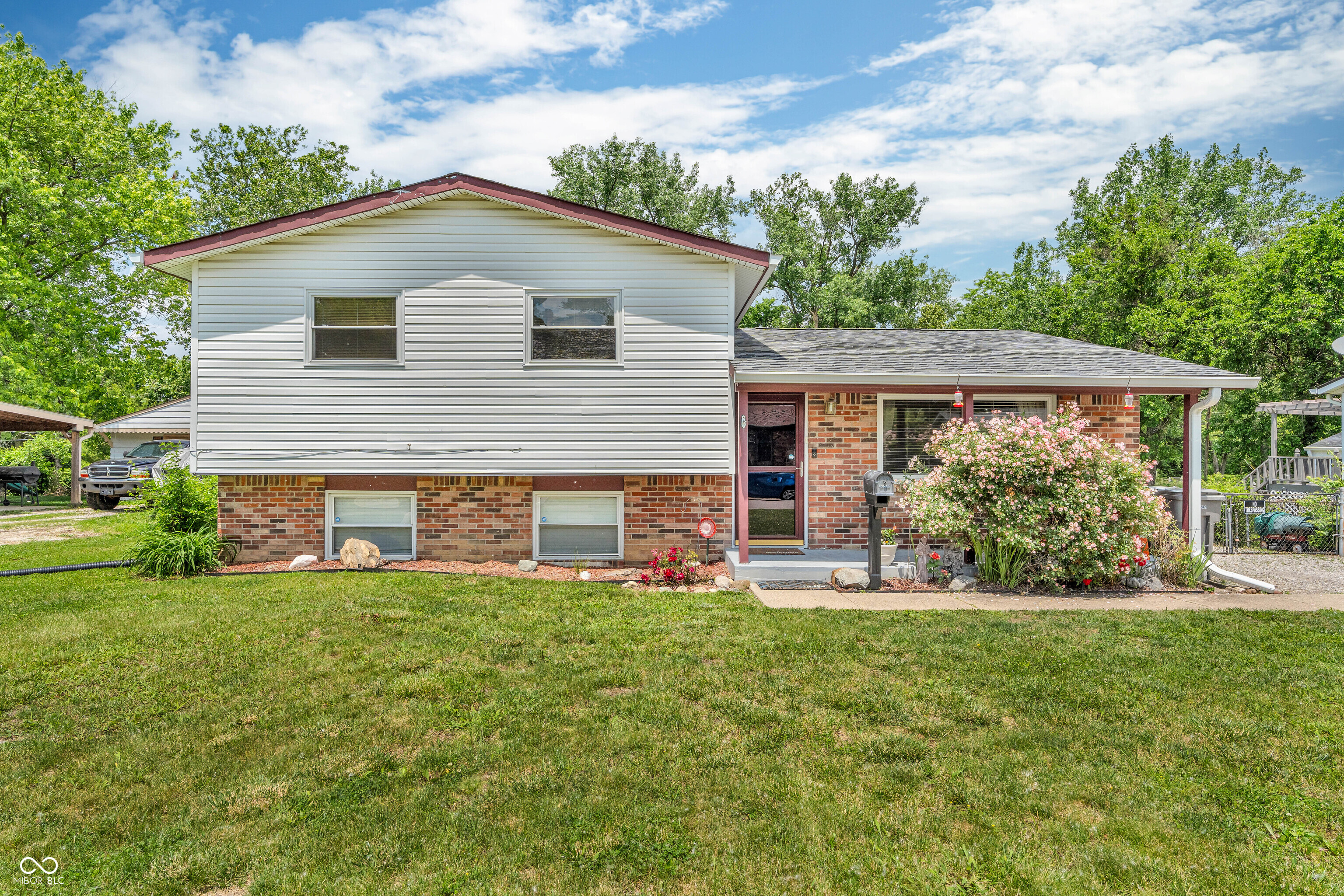 3624 Woodcliff Drive Indianapolis IN 46203