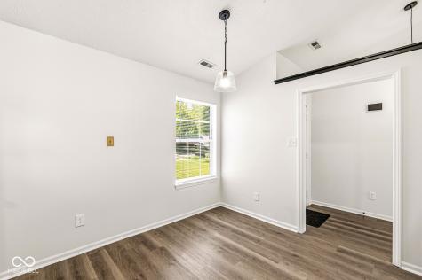 11904 Holz Drive Indianapolis IN 46229