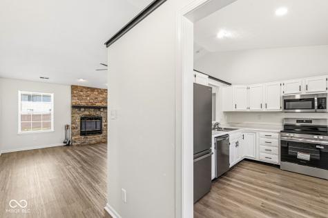 11904 Holz Drive Indianapolis IN 46229
