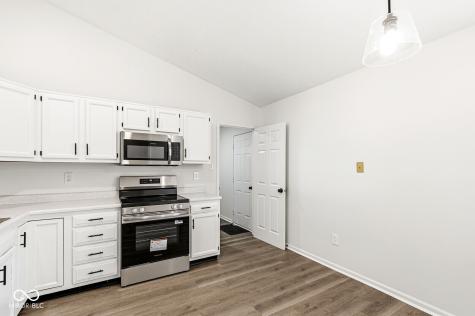 11904 Holz Drive Indianapolis IN 46229