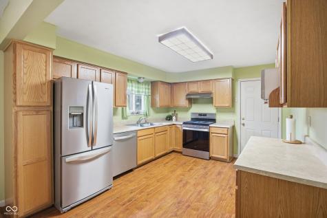 8586 N 200 W Fortville IN 46040