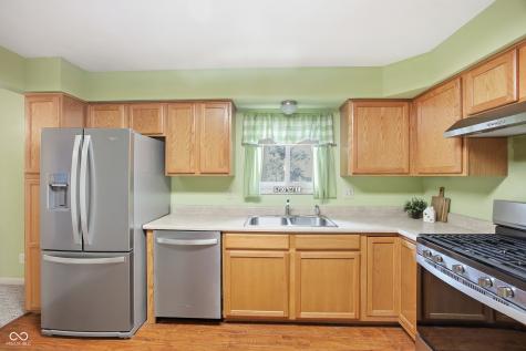 8586 N 200 W Fortville IN 46040