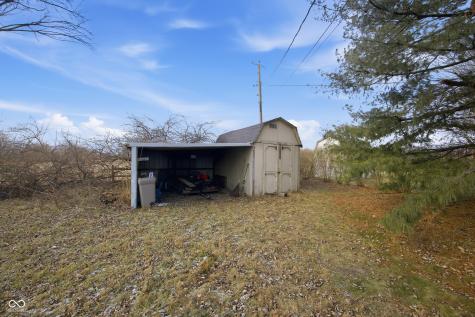 8586 N 200 W Fortville IN 46040