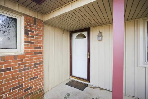 8586 N 200 W Fortville IN 46040