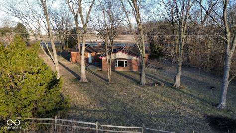 8586 N 200 W Fortville IN 46040