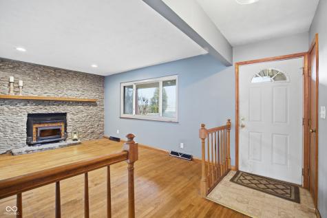 8586 N 200 W Fortville IN 46040