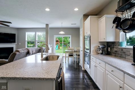 10512 Pintail Lane Indianapolis IN 46239