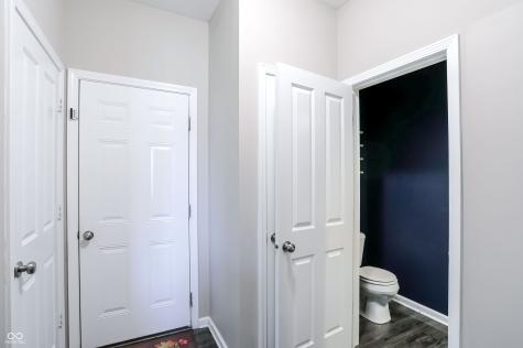 10512 Pintail Lane Indianapolis IN 46239