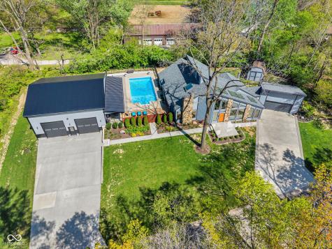 785 Pineview Drive Zionsville IN 46077