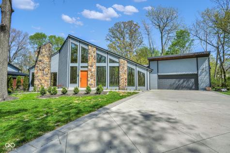 785 Pineview Drive Zionsville IN 46077