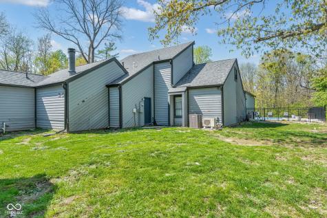 785 Pineview Drive Zionsville IN 46077