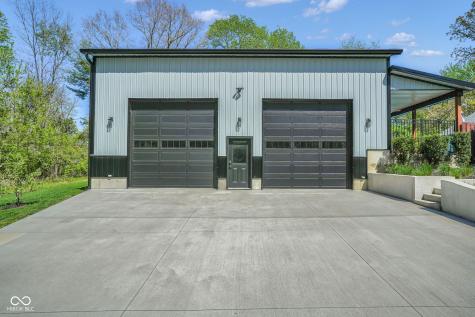 785 Pineview Drive Zionsville IN 46077