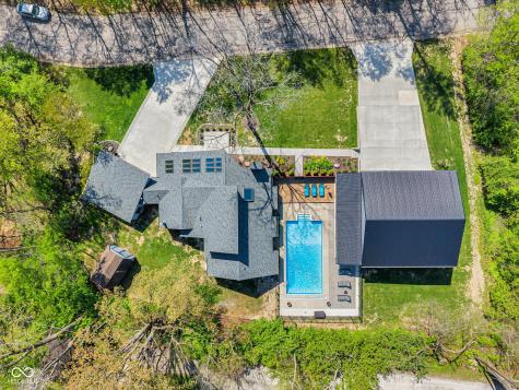 785 Pineview Drive Zionsville IN 46077