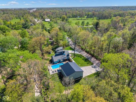 785 Pineview Drive Zionsville IN 46077