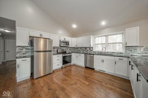 4313 N Hartstrait Road Bloomington IN 47404