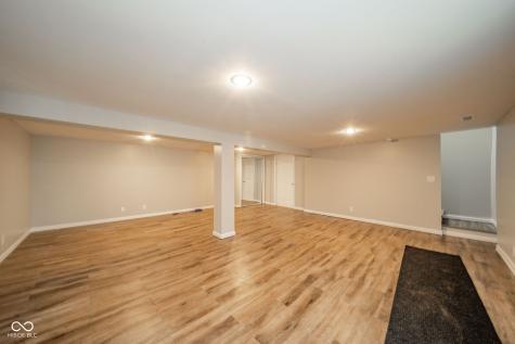 4313 N Hartstrait Road Bloomington IN 47404