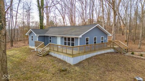 4313 N Hartstrait Road Bloomington IN 47404