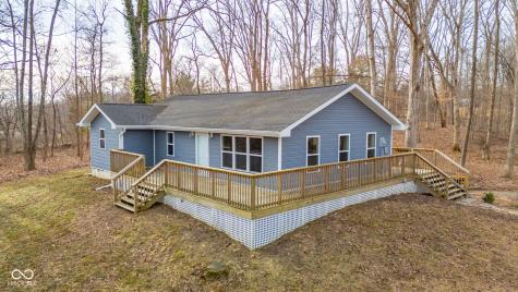 4313 N Hartstrait Road Bloomington IN 47404