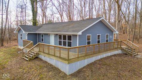 4313 N Hartstrait Road Bloomington IN 47404