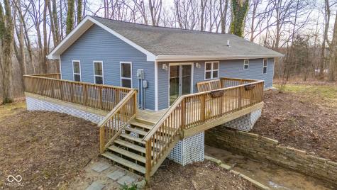 4313 N Hartstrait Road Bloomington IN 47404