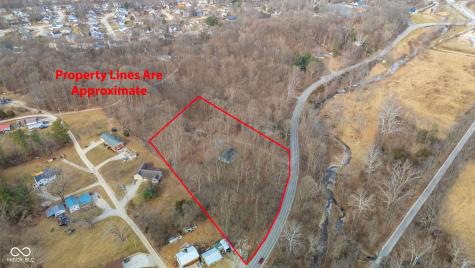 4313 N Hartstrait Road Bloomington IN 47404