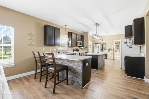 8236 Holmard Place Indianapolis IN 46259
