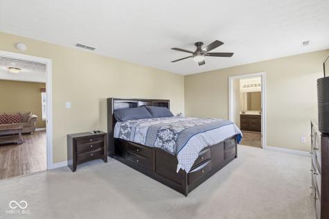8236 Holmard Place Indianapolis IN 46259