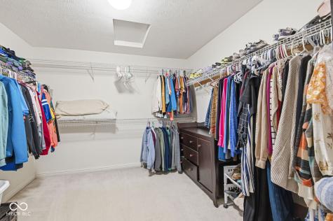 8236 Holmard Place Indianapolis IN 46259