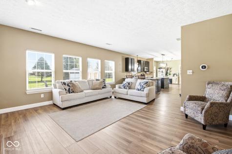 8236 Holmard Place Indianapolis IN 46259