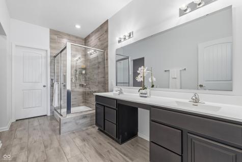 1093 Maple Stone Drive Greenwood IN 46143