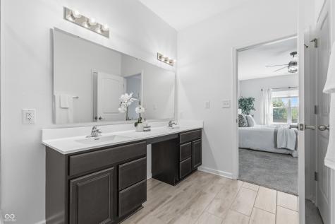 1093 Maple Stone Drive Greenwood IN 46143