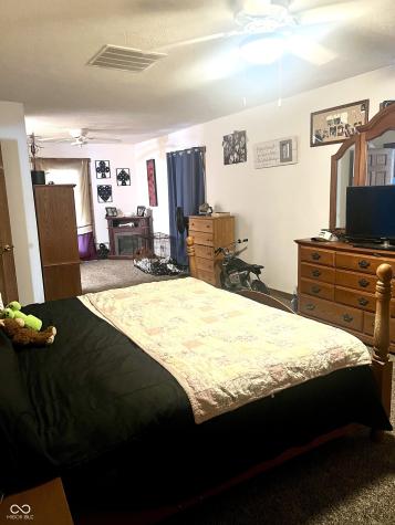 2976 W Rose Hill Lane Rosedale IN 47874