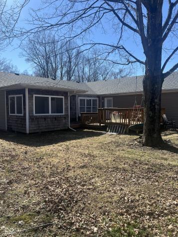 2976 W Rose Hill Lane Rosedale IN 47874