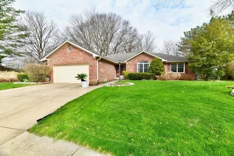 8518 Lockwood Place Indianapolis IN 46217