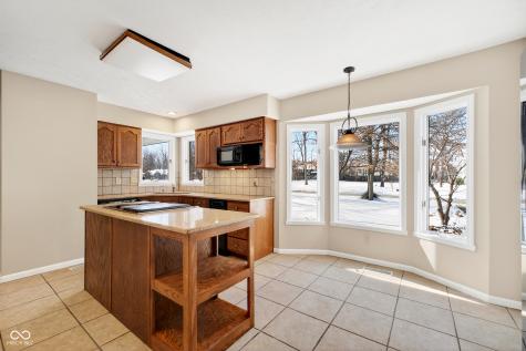 9970 Oakleaf Way Mccordsville IN 46055