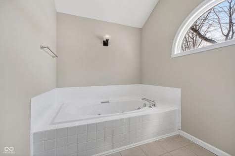 9970 Oakleaf Way Mccordsville IN 46055