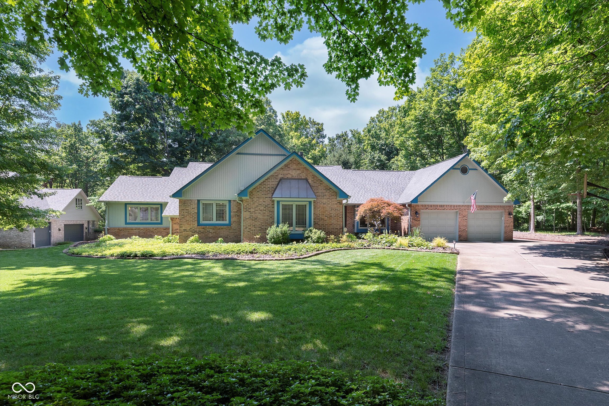 8931 Woodacre Lane Indianapolis IN 46234