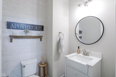 12059 Chapelwood Drive Fishers IN 46037