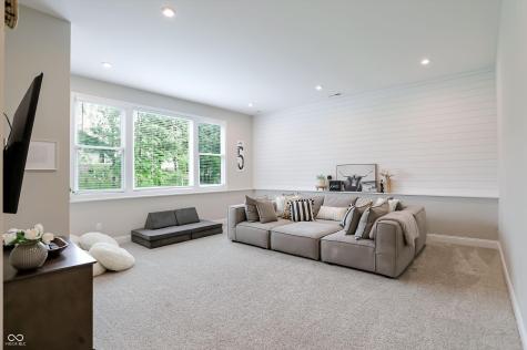 12059 Chapelwood Drive Fishers IN 46037