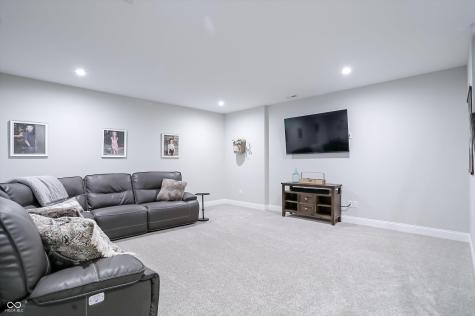 12059 Chapelwood Drive Fishers IN 46037