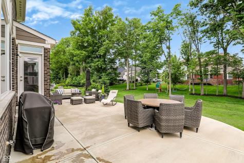 12059 Chapelwood Drive Fishers IN 46037