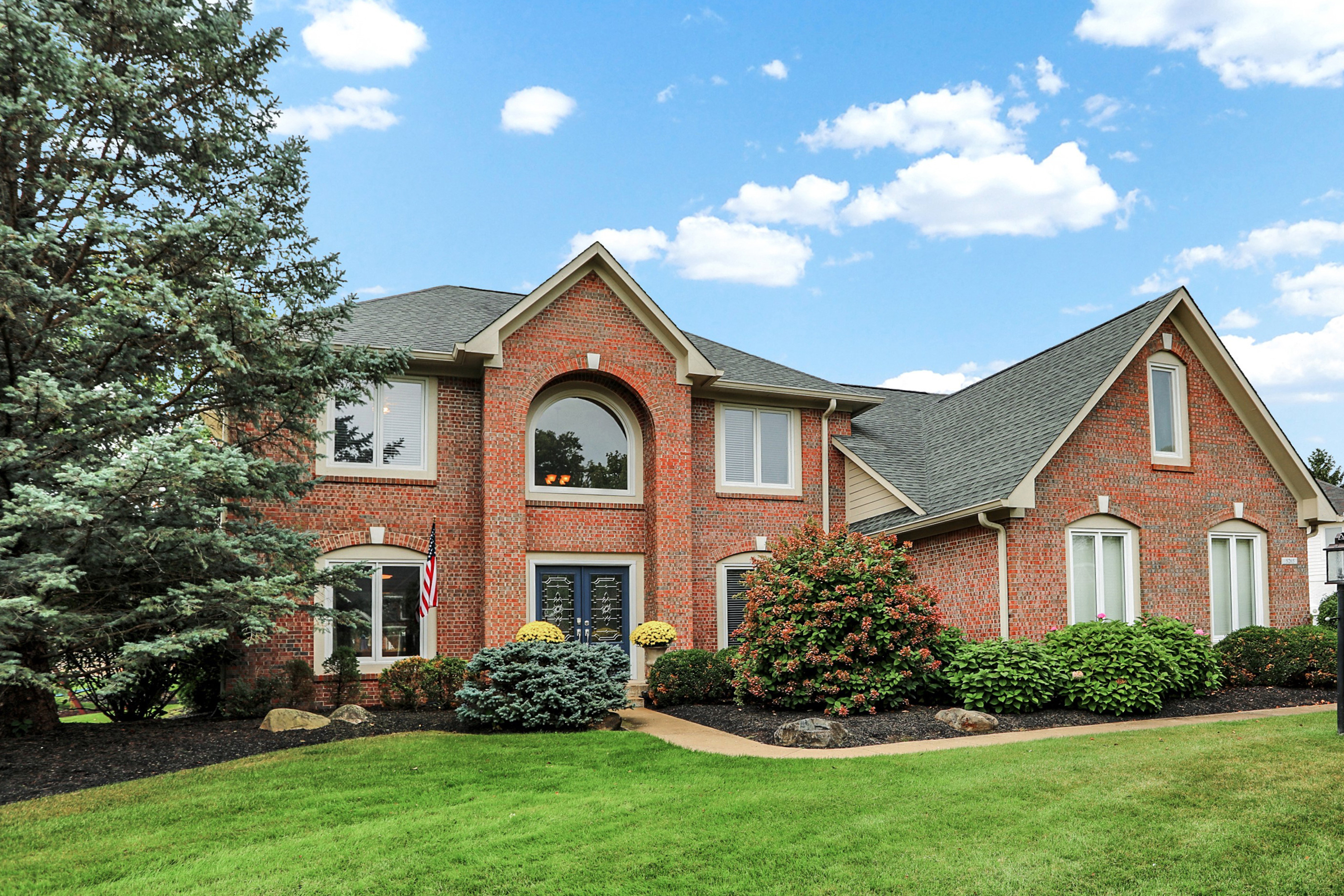 5265 Apache Moon Carmel IN 46033