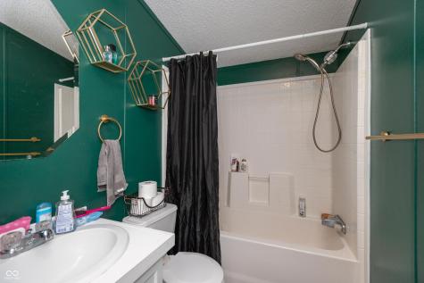 4620 Autumn Ridge Drive Columbus IN 47203