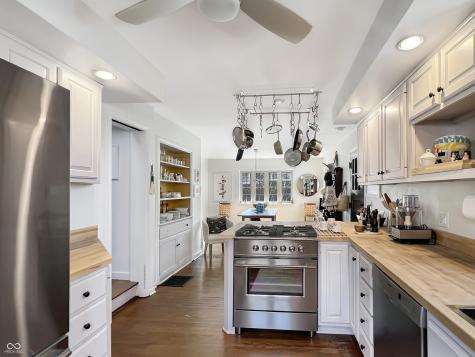 2020 Lafayette Avenue Columbus IN 47201