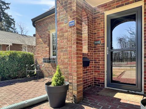 2020 Lafayette Avenue Columbus IN 47201