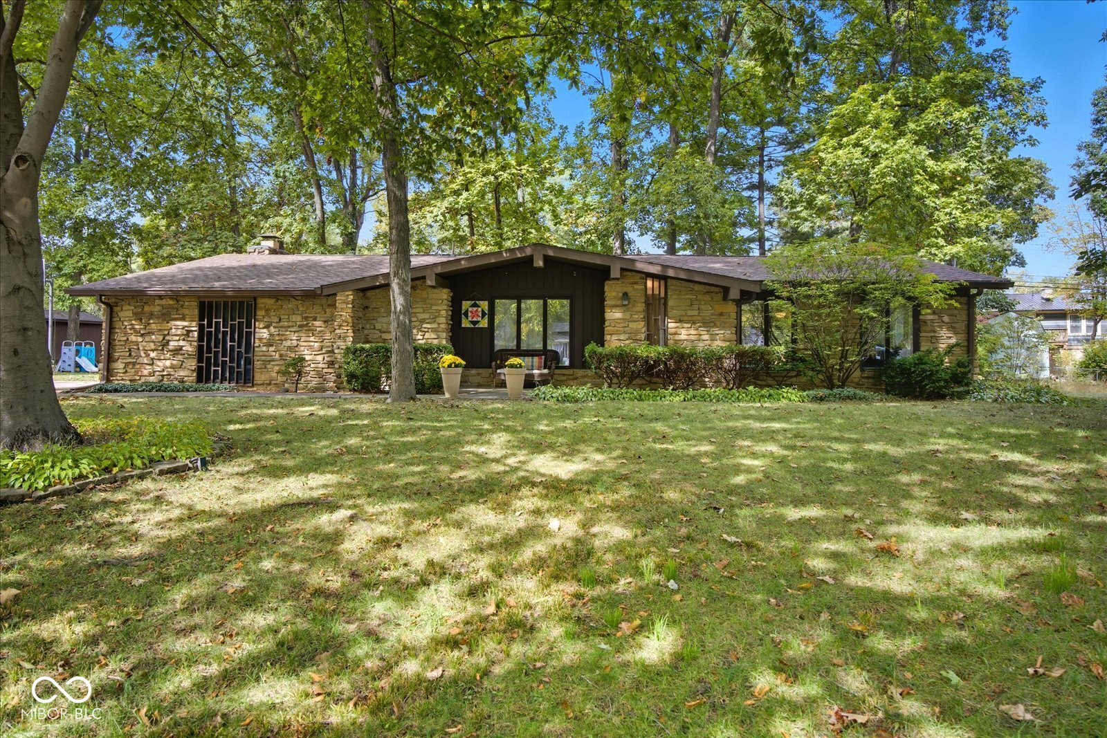 423 Jenny Lane Carmel IN 46032