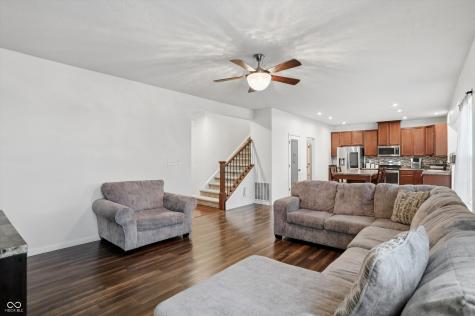 556 Dietz Drive Greenwood IN 46143