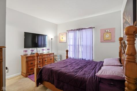 556 Dietz Drive Greenwood IN 46143