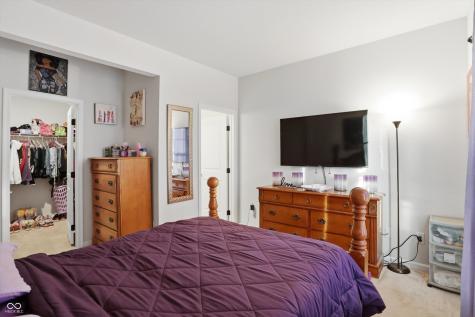 556 Dietz Drive Greenwood IN 46143