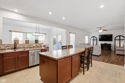 556 Dietz Drive Greenwood IN 46143